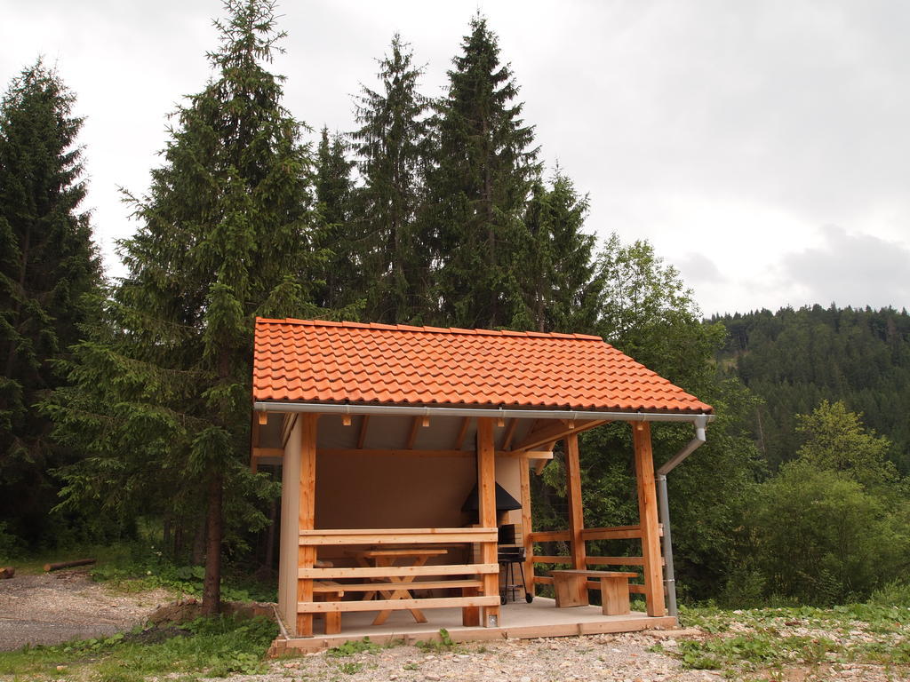 Penzión Ľadová Stratená Esterno foto